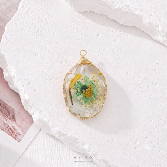 RFC02Q Green White Resin Flower Pendant Charm ( 1 pc )