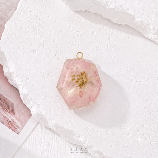 RFC02Z Baby Pink Hexagonal Resin Flower Pendant Charm ( 1 pc )