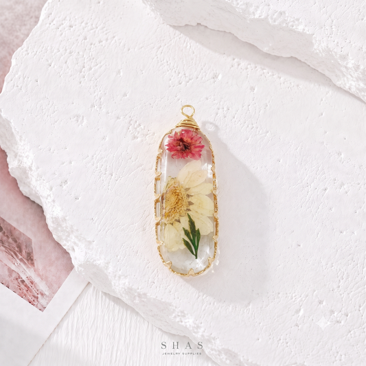RFC02F White Long Resin Flower Pendant Charm ( 1 pc )