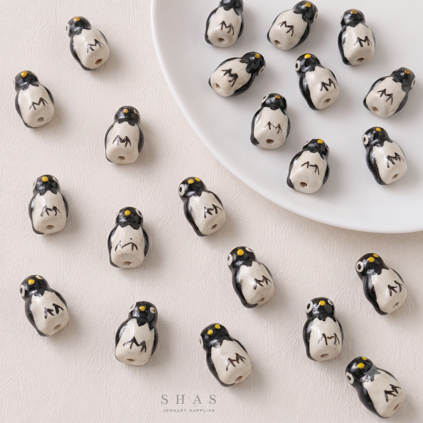 PCB10D Penguin Hand-Painted Ceramic Bead ( 1 pc ) Porcelian Ceramic