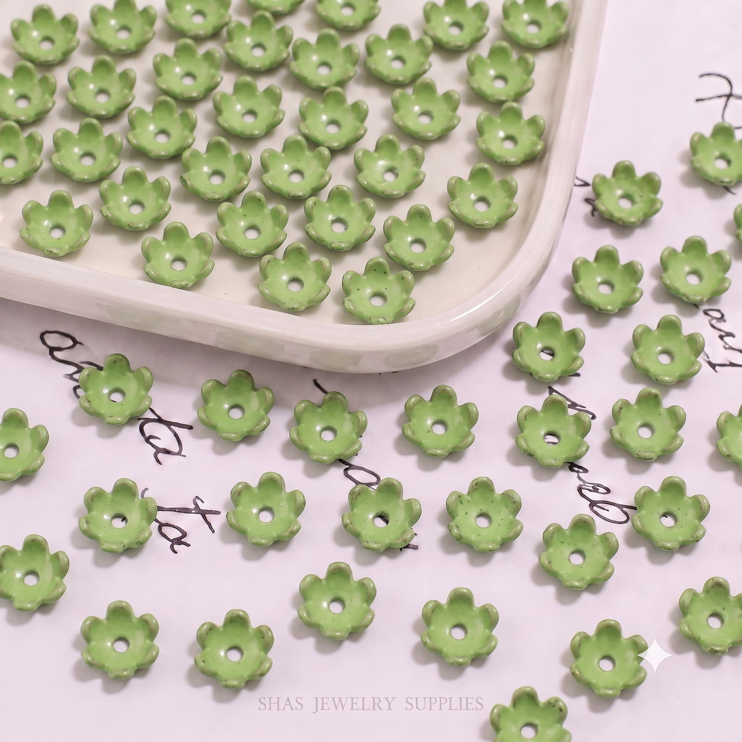 AB11 Small Flower Tori Acrylic Bead ( 1 pc )