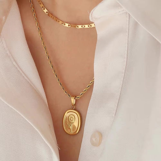 SJ 371 Sunflower pendant Necklace - 18k gold PVD plated stainless steel - Anti tarnish - Wholesale