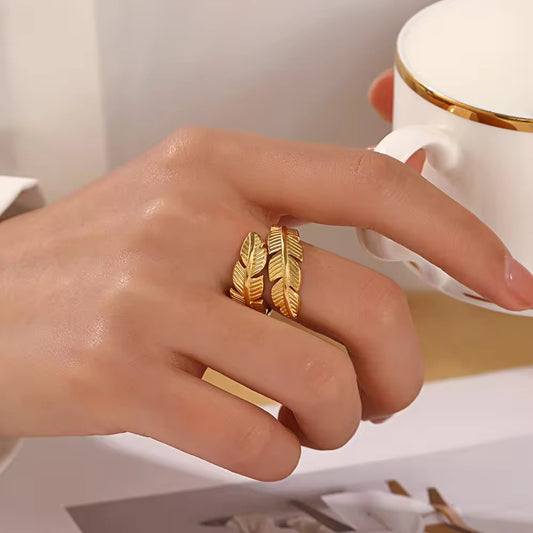 SJ 377 Leaf Ring Adjustable - 18k gold PVD plated stainless steel - Anti tarnish - Wholesale