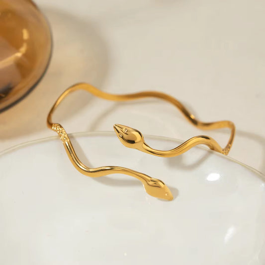 SJ 399 Snake Wavy cuff bracelet - Premium 18k Gold PVD plated stainless steel - Anti tarnish - Wholesale