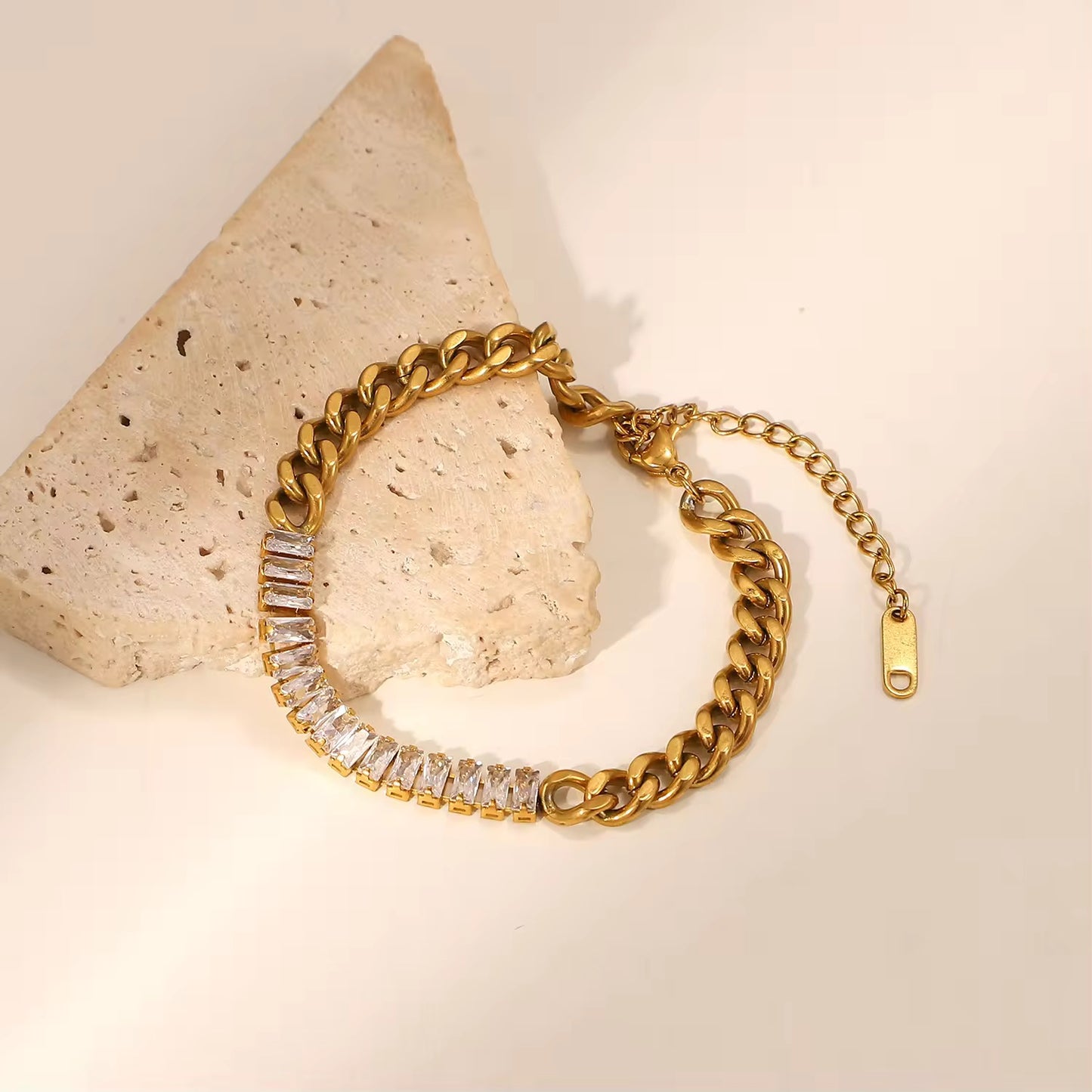 SJ 400 Zircon Cuban chain bracelet - 18k Gold PVD plated stainless steel - Anti tarnish - Wholesale