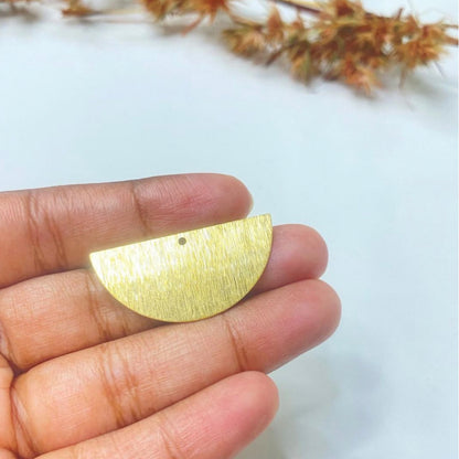 BC03I Textured Half circle charm ( 1PC ) RAW BRASS