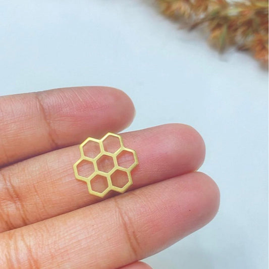 SS 327 Mini Honeycomb charm
