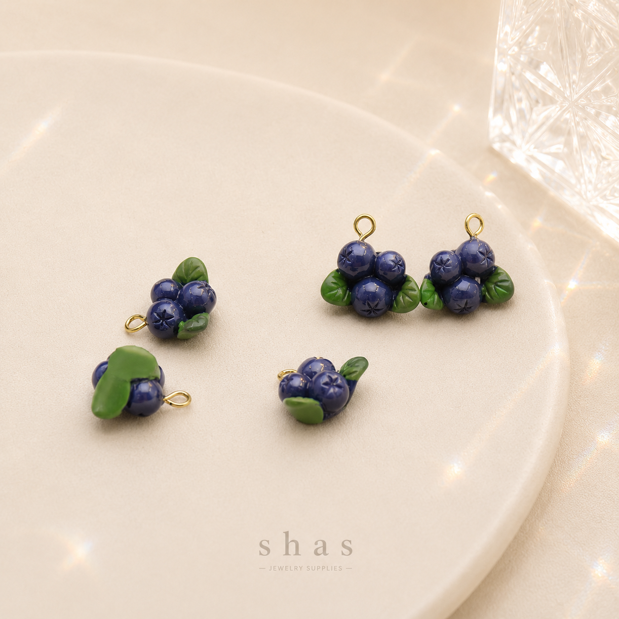 GPC15H Blueberry resin pendant ( 1 pc ) Anti tarnish