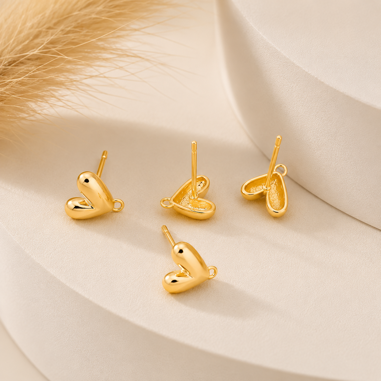 SS 3218 Heart Stud 18k gold plated( 2 pc ) Anti tarnish