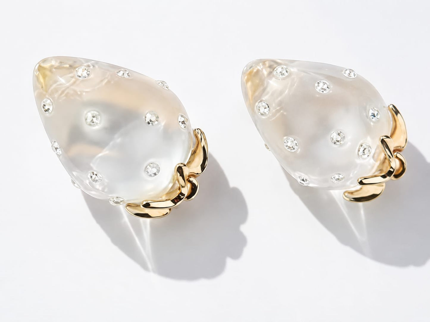 GPC01C Clear Transparent strawberry gold plated charm ( 1 pc ) Anti tarnish