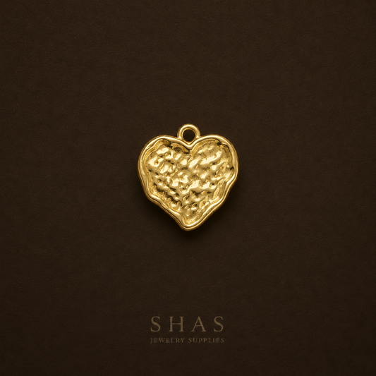 BC01L Heart Hammered charm ( 1 pc ) Raw Brass