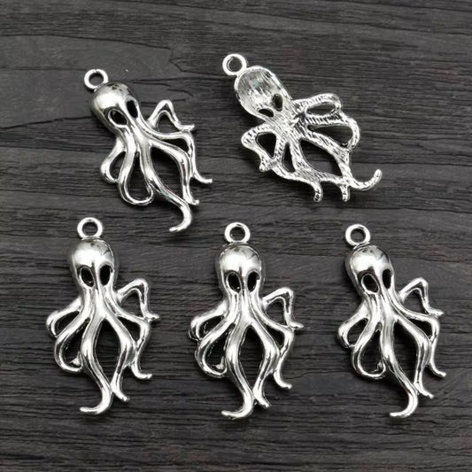 MC 2599 Octopus charm ( 1 pc )