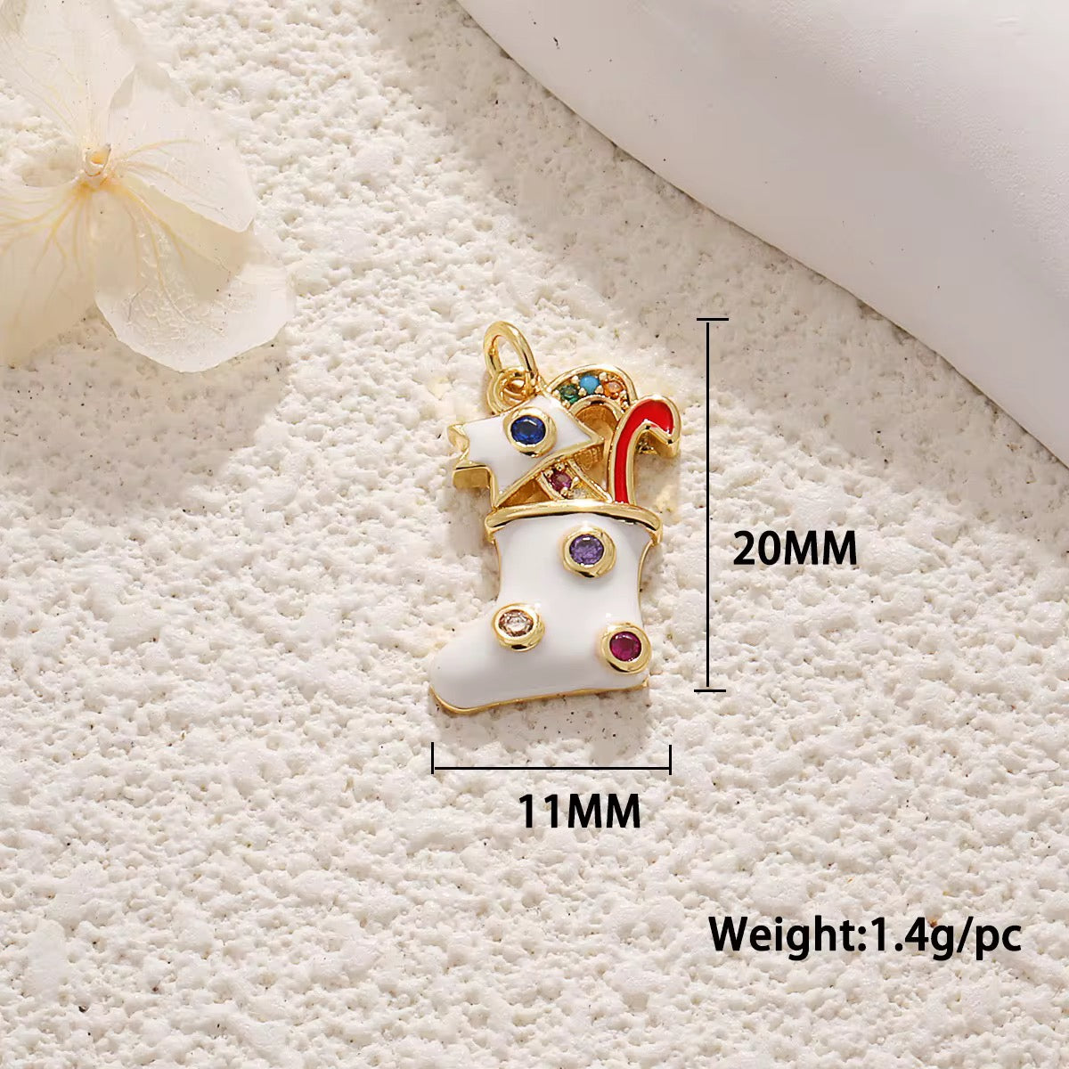 GPC 09 (A) Socks Christmas Zircon charm 18k gold plated ( 1 pc ) Anti tarnish ( 17:13 mm )