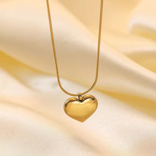 SJ 455- Chunky heart Necklace - 18k Gold PVD plated stainless steel - Anti tarnish