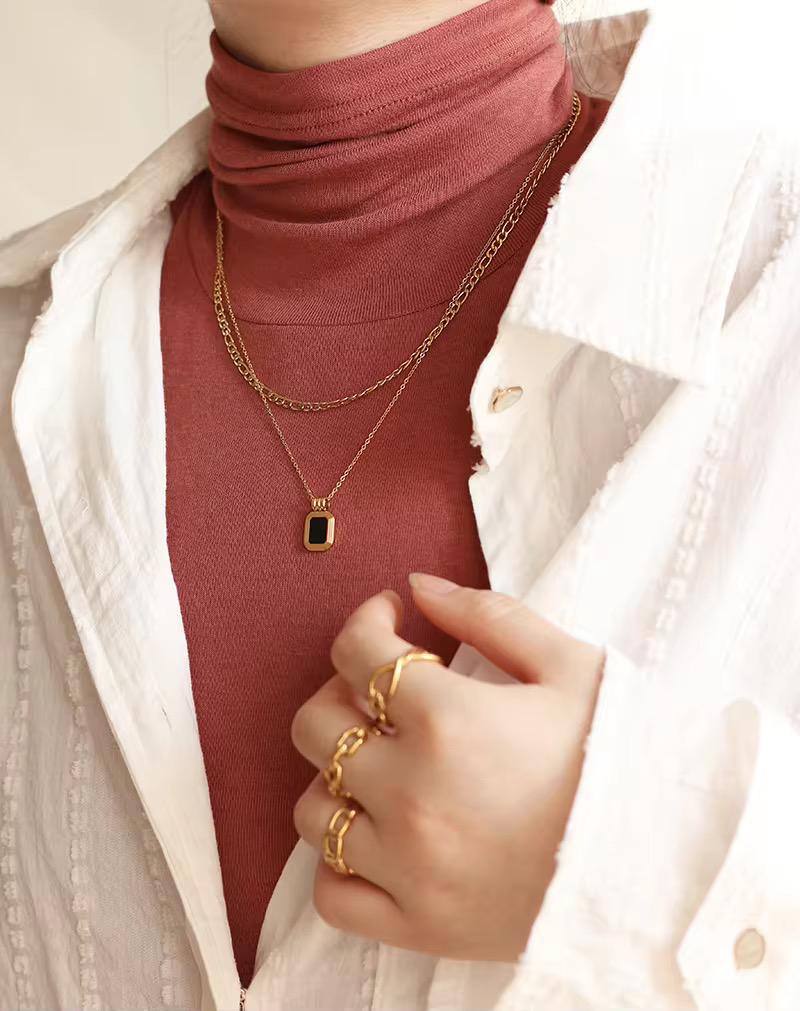 SJ 456- Black square double layer figaro Necklace - 18k Gold PVD plated stainless steel - Anti tarnish