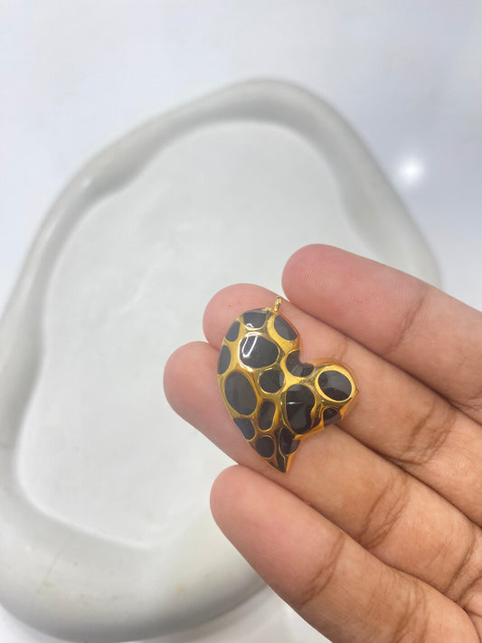 SS 2628 Black Heart Enamel charm 18k Gold plated stainless steel ( 1 piece ) Anti tarnish