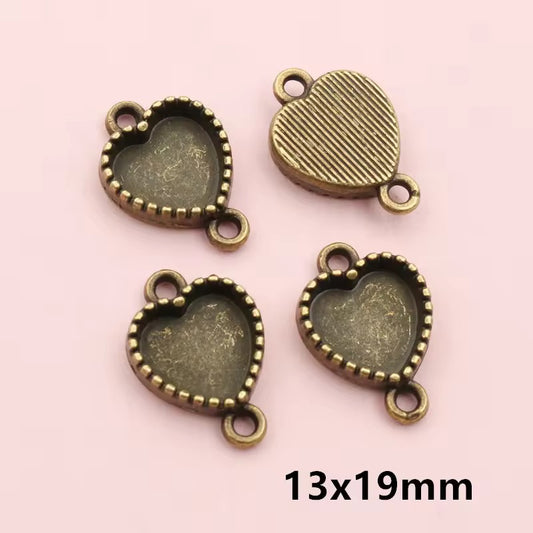 SS 2666 Bronze Heart cabochon connector ( 1 pc ) tarnish resistant