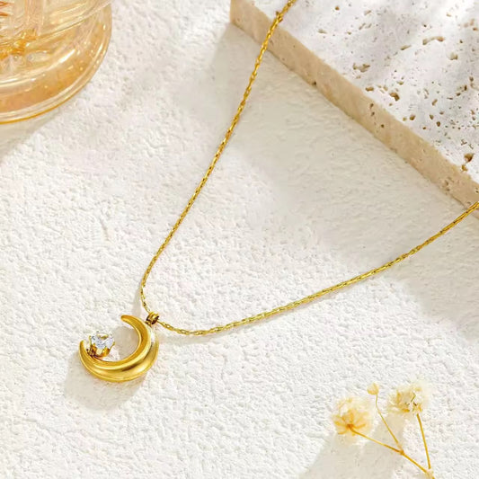 SJ 158 Zircon moon necklace- 18k Gold PVD plated stainless steel - Anti tarnish