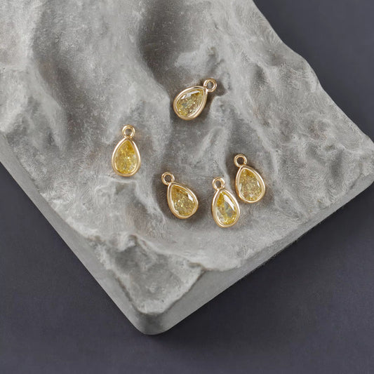 GPC13H Yellow drop Zircon charm 18k gold plated ( 1 pc ) Anti tarnish
