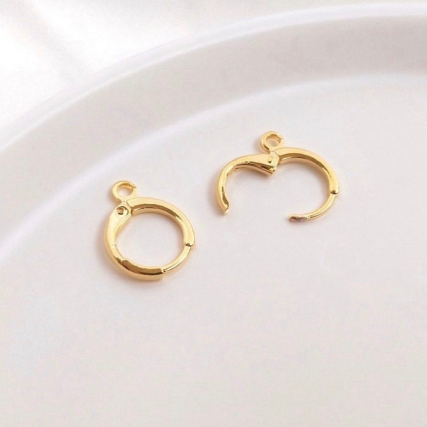SS 871  Gold plated hoops ( 2 pc ) anti tarnish