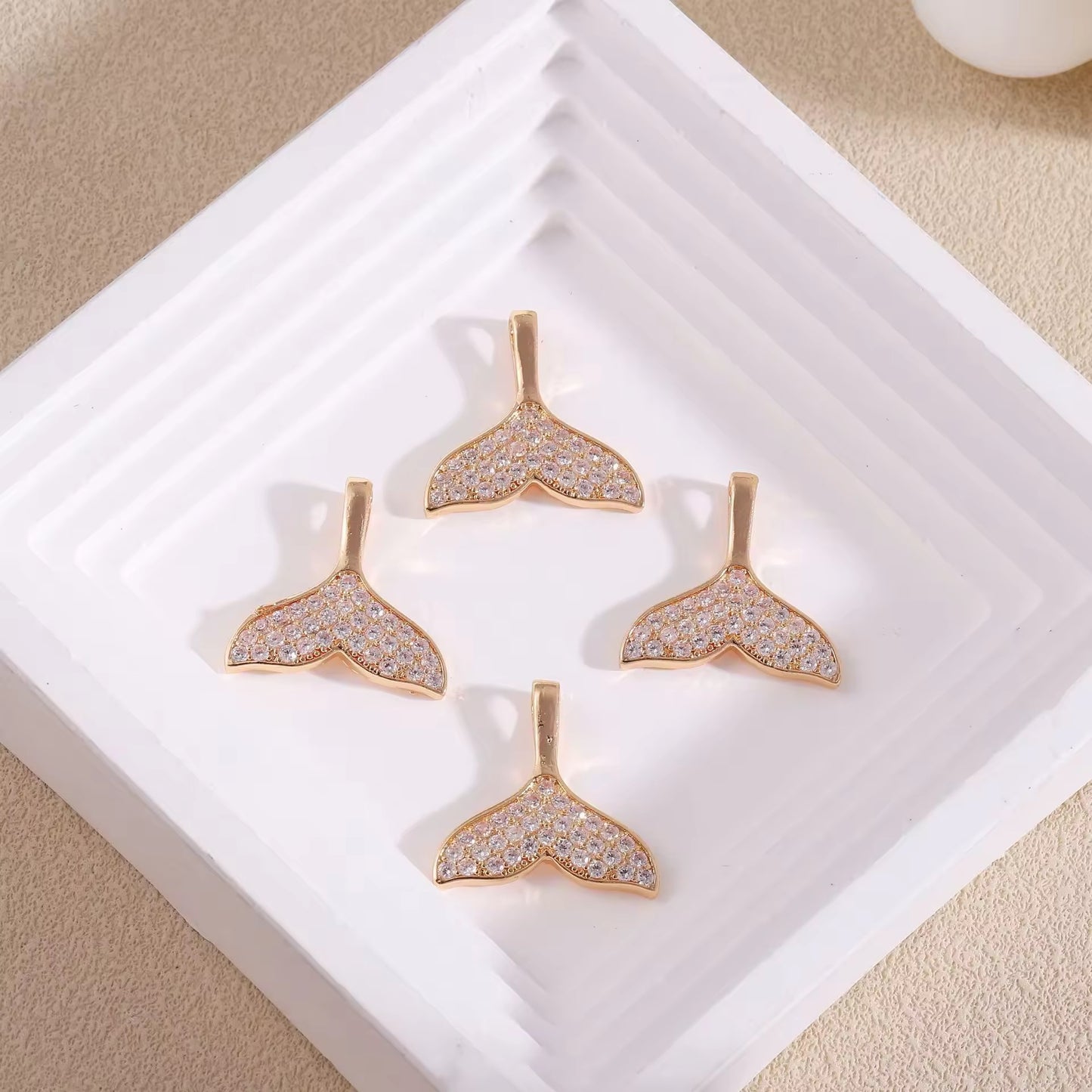 SS 3162 Fishtail Zircon charm ( 1 pc ) Anti tarnish