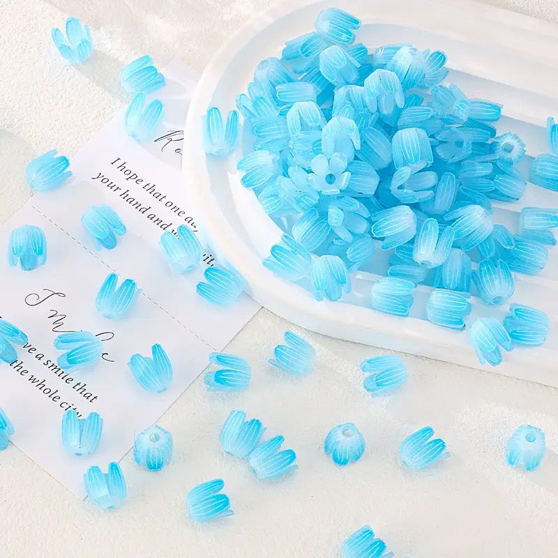 AC 2028 tulip flower bud shiny Acrylic bead ( 1 pc )