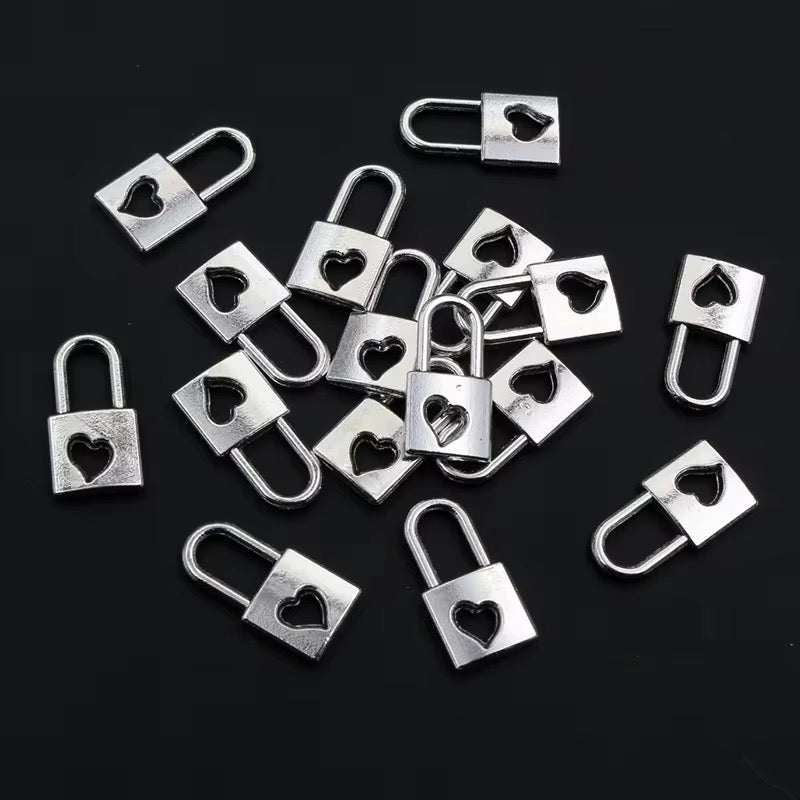MC01D lock Metal Charm ( 1 pc ) High Quality Shine
