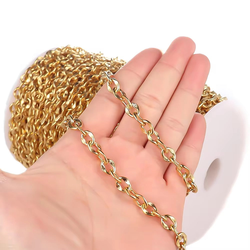 DIYS295 Wide press lip Chain ( 1 feet ) 18K Gold PVD