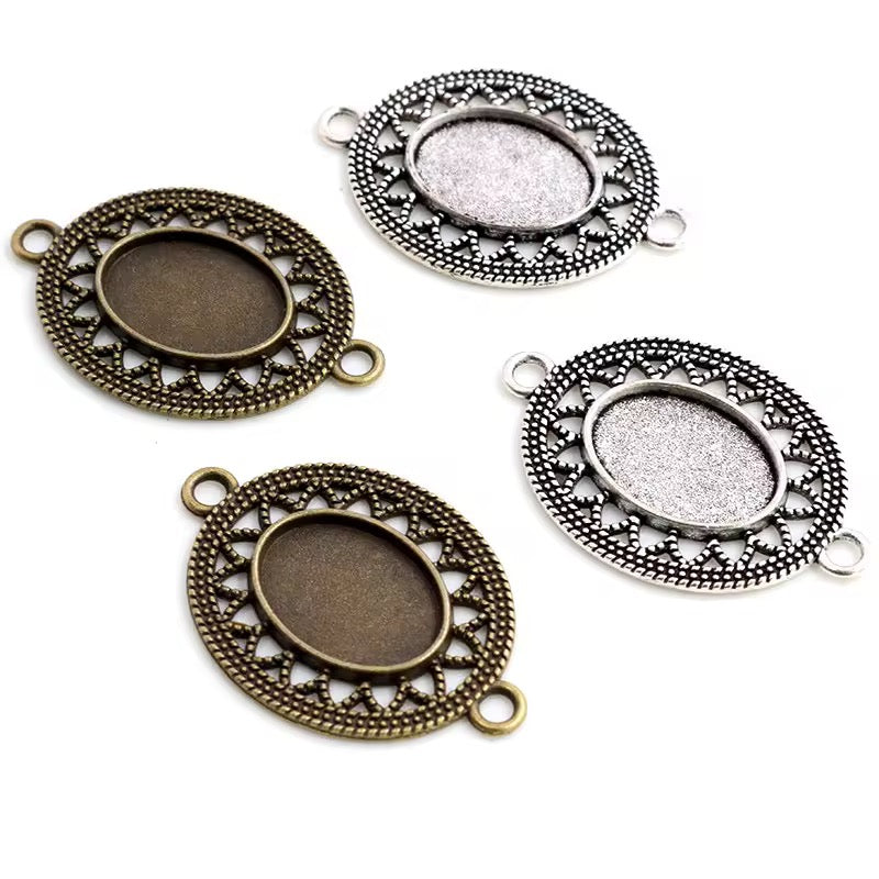 CB01B Oval Antique Cabochon pendant ( 1 pc ) tarnish resistant