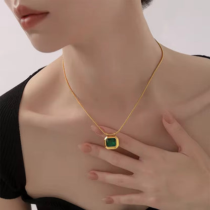 NSJ36B Green Zircon pendant necklace - 18k Gold PVD plated