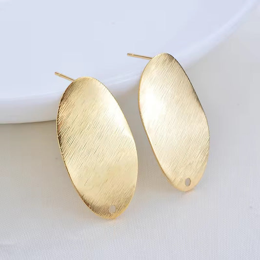 GP 2317 Wavy oval 18k gold plated stud ( 2 pc ) Anti tarnish