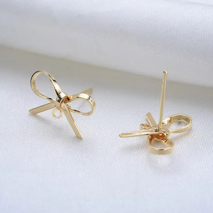 GPS03H Bow Stud ( 2 pc ) 18k Gold