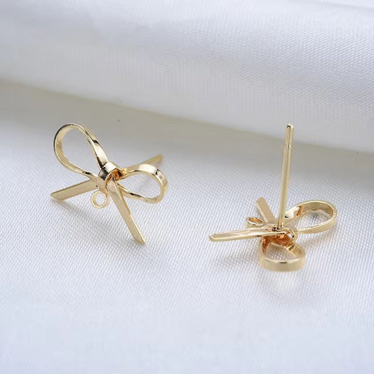 GPS03H Bow Stud ( 2 pc ) 18k Gold