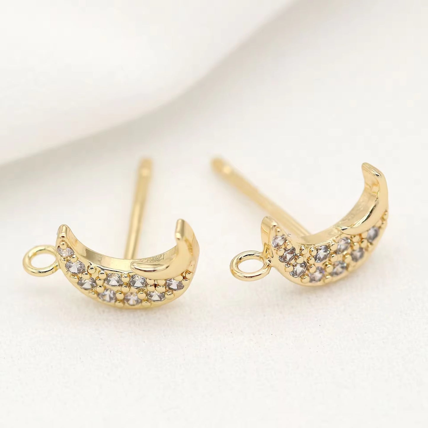 CZ 2331 Moon Zircon stud 18k gold plated ( 2 pc ) - anti tarnish