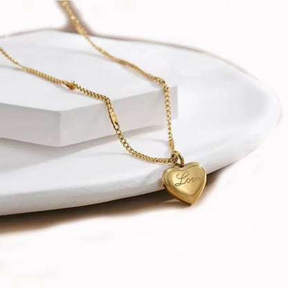 SJ 143 Love Heart dainty Necklace - 18k Gold PVD plated 316 stainless steel - Anti tarnish