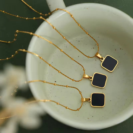 NSJ02D Unisex square modern necklace- 18k Gold PVD plated 316 stainless steel - Anti tarnish