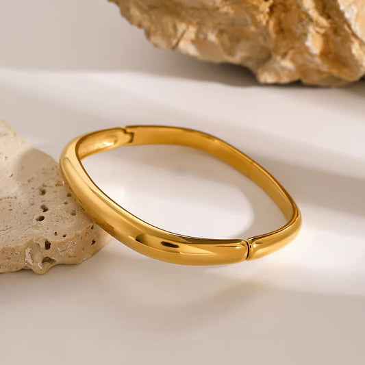 SS 123 Square clasp medieval bangle - premium 18k stainless steel - Anti tarnish - Wholesale