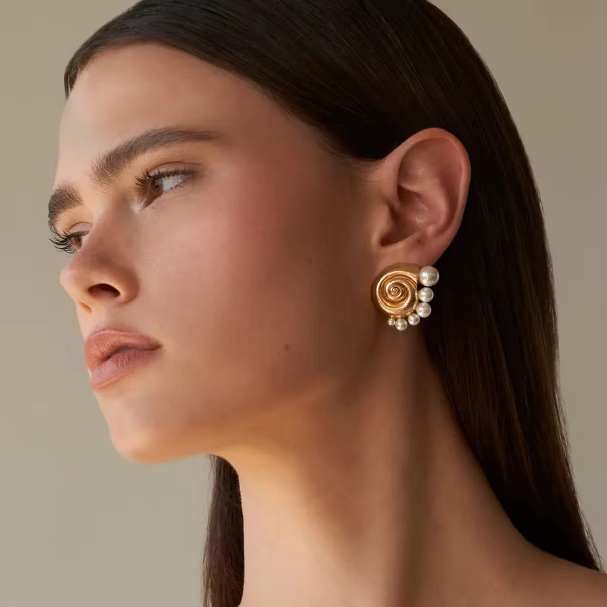 SS 125 Conch pearl Earrings - premium wear - 18k stainless steel - Anti tarnish - Wholesale