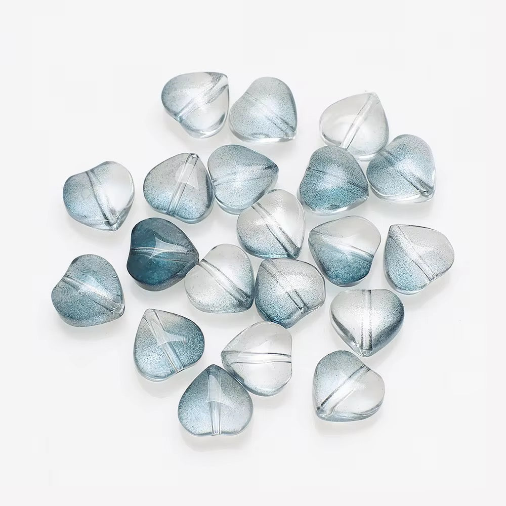 GB28 Glittery Heart Crystal glass beads ( 1 pc )