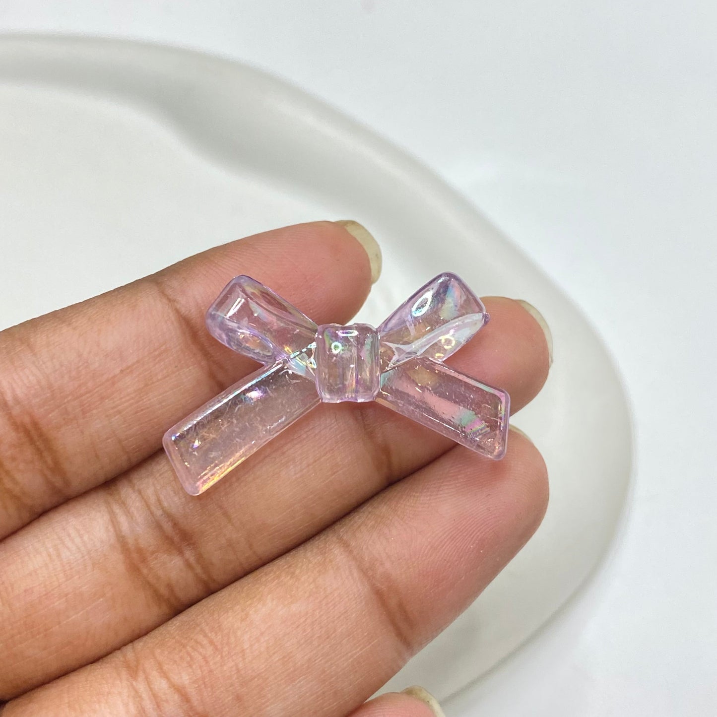 AB38 Thin strip bow Luminous shiny Acrylic bead ( 1 pc )