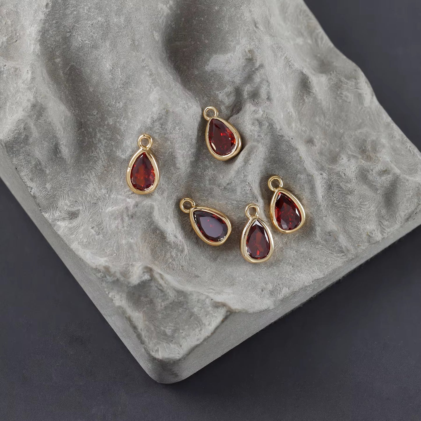 CZ 2359 Dark Red drop Zircon charm 18k gold plated ( 1 pc ) - anti tarnish