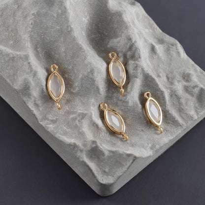 SS 3177 White Petal Zircon Connector 18k gold plated charm ( 1 pc ) anti tarnish ( 14*5mm )