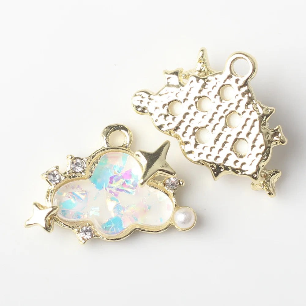 GP 1411 White crystal cloud alloy gold charm - per piece - tarnish resistant