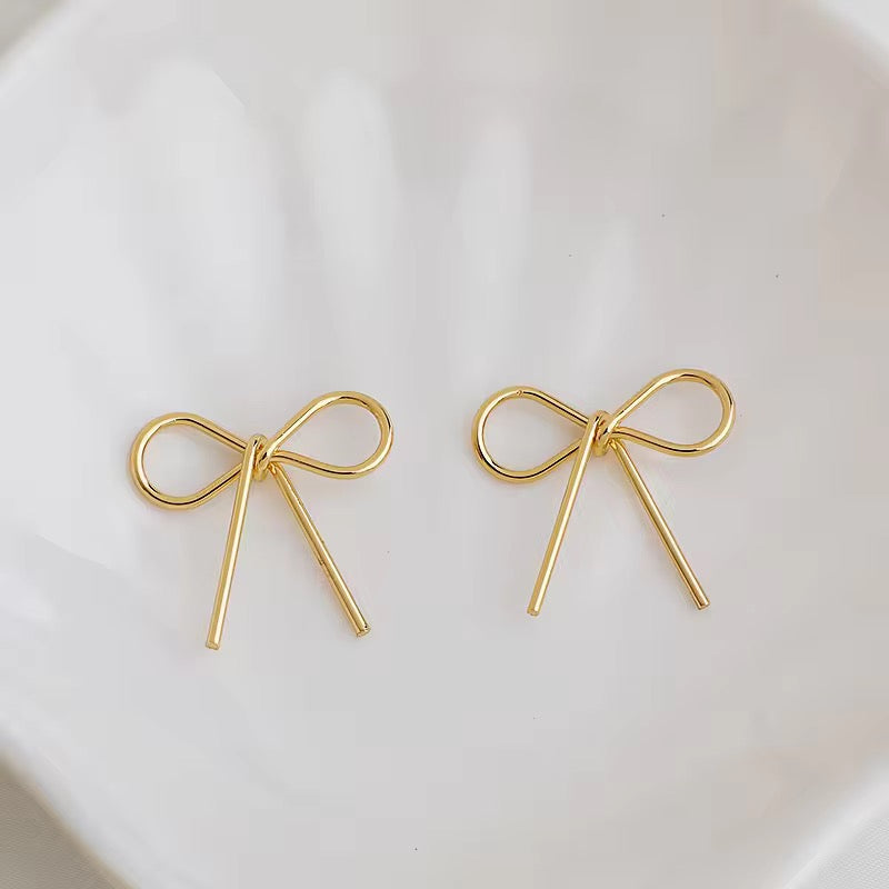 CZ 2396 Ribbon bow charm 14k gold plated ( 1 pc ) - anti tarnish
