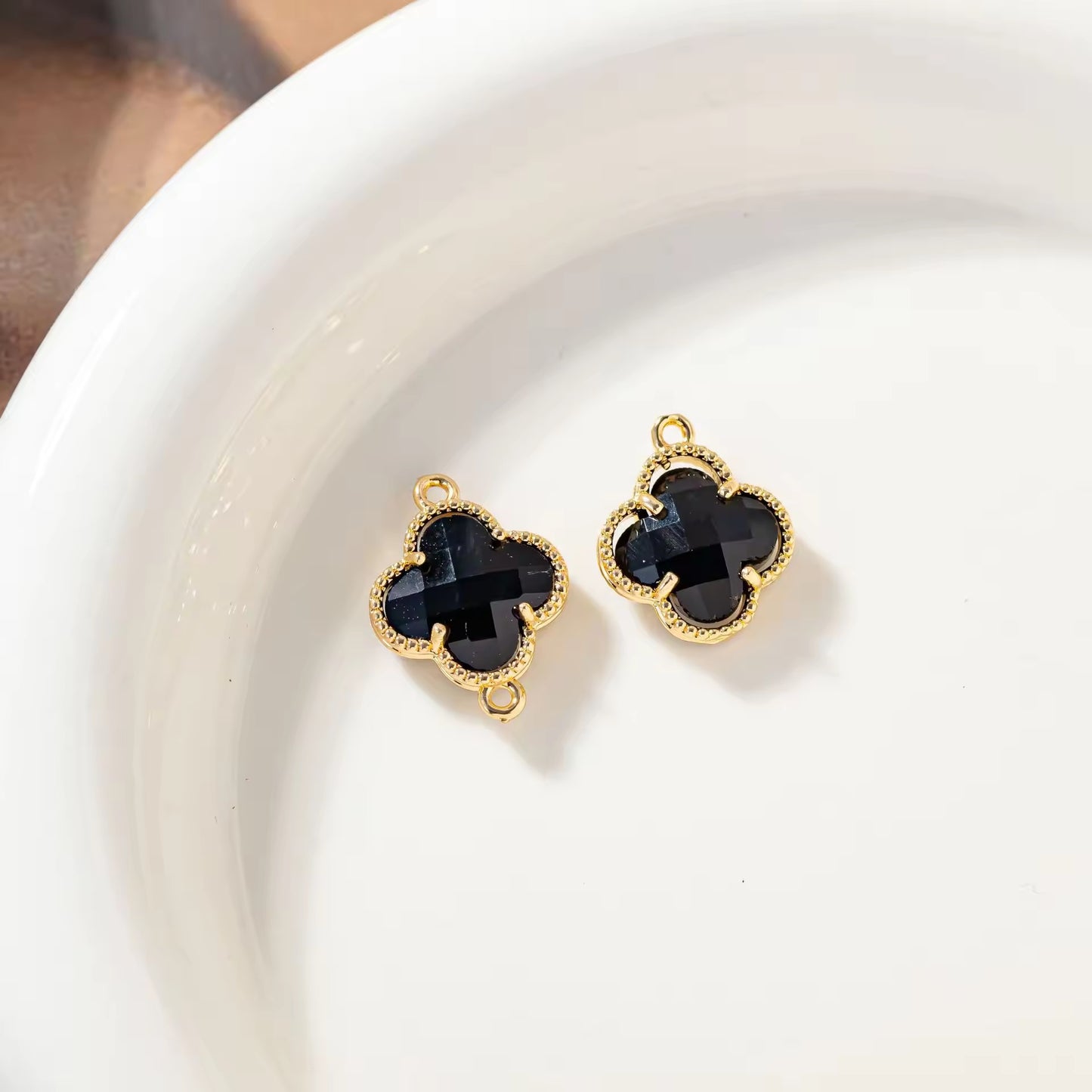CZ 2400 Black Clover Zircon Connector 14k gold plated ( 1 pc ) - anti tarnish
