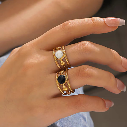 SS 252 Black Vintage ring adjustable- 18k gold plated stainless steel - Anti tarnish - Wholesale