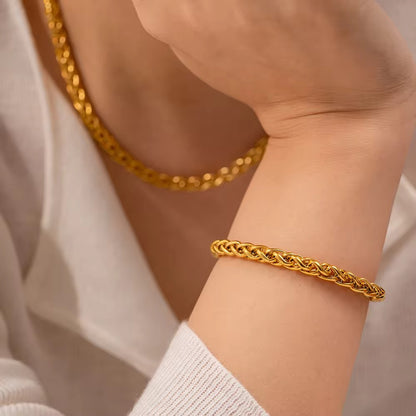 BSJ01D Chunky Unisex Bracelet - 18k gold plated 316 stainless steel - Anti tarnish