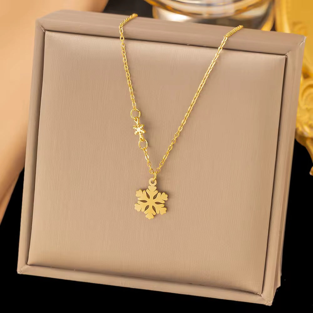 SS 278 Snowflake dainty Necklace - 18k gold PVD plated stainless steel - Anti tarnish - Wholesale