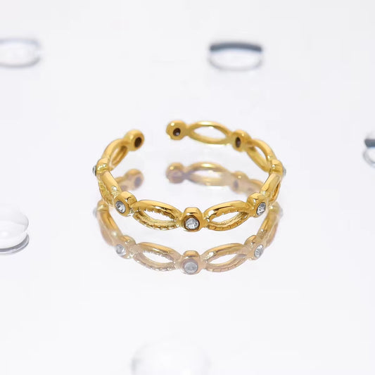 SJ 329 Dainty Zircon Ring Adjustable - 18k gold PVD plated stainless steel - Anti tarnish - Wholesale