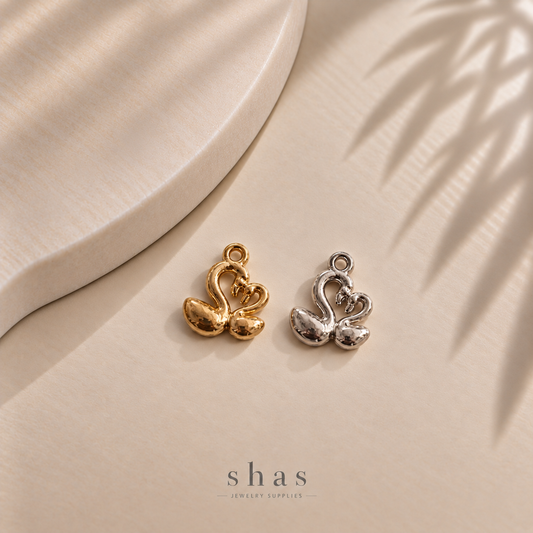 SC22N Swan Heart Charm ( 1 pc ) PVD Plated